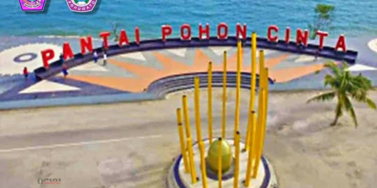 pantai pohon cinta, kabupaten pohuwato