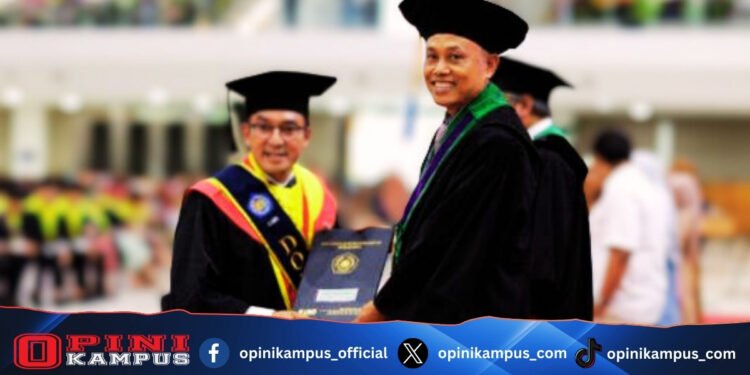 Wisuda Doktor dalam Waktu Singkat: Prestasi Dr. Bambang Yugo Pamungkas di UMS